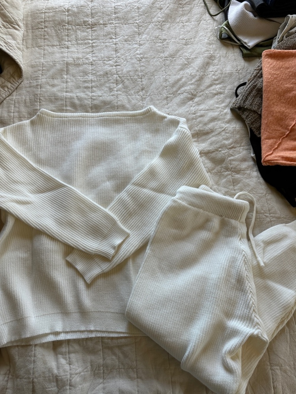 White Knit Women’s Sweater and Jogger Set - Cozy Ribbed Pullover & Pants